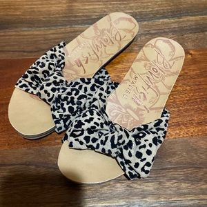Blowfish slides - animal print